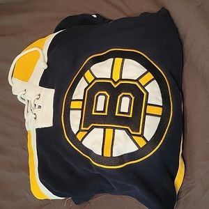 Boston Bruins old time hockey sweatshirt XL